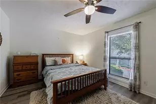 215 Summit N Dr NE, Atlanta, GA 30324 - Photo 16