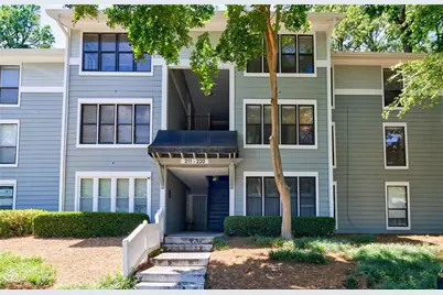 215 Summit North Drive NE, Atlanta, GA 30324 - Photo 2