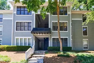 215 Summit N Dr NE, Atlanta, GA 30324 - Photo 2
