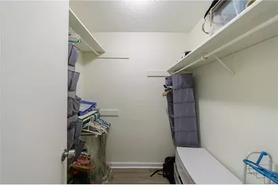 215 Summit North Drive NE, Atlanta, GA 30324 - Photo 18