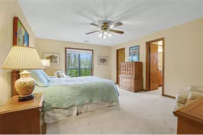 2252 Chimney Springs, Marietta, GA 30062 - Photo 12
