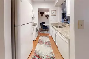 300 Johnson Ferry Road NE, Atlanta, GA 30328 - Photo 20