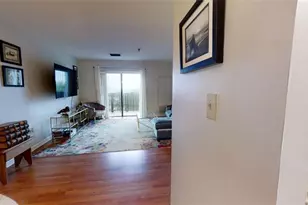 300 Johnson Ferry Road NE, Atlanta, GA 30328 - Photo 14