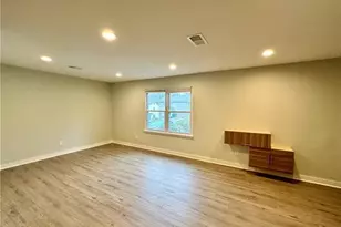 1258 Creekside Ct SE, Smyrna, GA 30080 - Photo 8