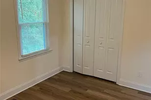 320 Camfield Ct SW, Atlanta, GA 30310 - Photo 8