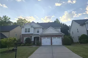 3825 Seaton Dr, Suwanee, GA 30024 - Photo 2