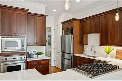 849 Inman Village Parkway NE, Atlanta, GA 30307 - Photo 18