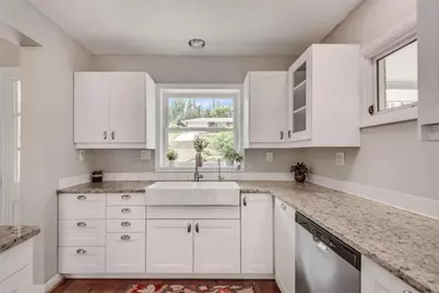 2774 Overlook Drive, Atlanta, GA 30345 - Photo 12