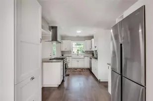 2774 Overlook Dr, Atlanta, GA 30345 - Photo 8