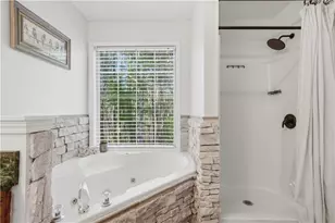 404 Eileen Cir, Canton, GA 30114 - Photo 18