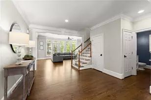 960 Allen Lake Ln, Suwanee, GA 30024 - Photo 8