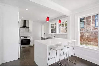 1134 Donnelly Avenue SW, Atlanta, GA 30310 - Photo 2