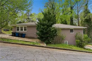 1121 Glendale Dr, Atlanta, GA 30344 - Photo 22