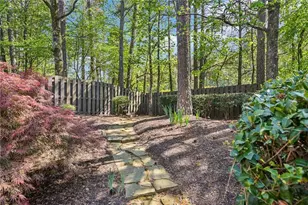 7508 Portbury Park Ln, Suwanee, GA 30024 - Photo 32