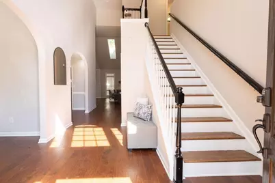 1194 Manor Crest Court NE, Marietta, GA 30068 - Photo 2