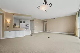 700 Park Regency Pl, Atlanta, GA 30326 - Photo 10