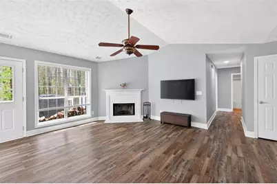 3962 Edgebrook Drive, Flowery Branch, GA 30542 - Photo 6