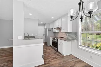 3962 Edgebrook Drive, Flowery Branch, GA 30542 - Photo 10