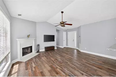 3962 Edgebrook Drive, Flowery Branch, GA 30542 - Photo 8