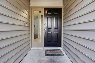 507 Garden Ct, Atlanta, GA 30328 - Photo 2