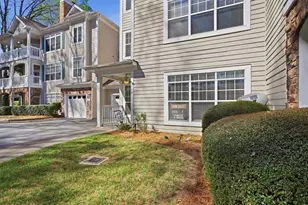 218 Edinburgh Ct, Alpharetta, GA 30004 - Photo 2