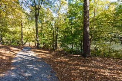 1002 Towneship Way, Roswell, GA 30075 - Photo 44