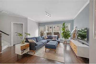 2020 Holtz Lane, Atlanta, GA 30318 - Photo 4