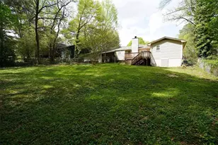 2201 Meadow Wood Ct, Marietta, GA 30062 - Photo 18