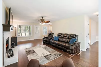 2055 Castle Royale Drive, Lawrenceville, GA 30043 - Photo 4