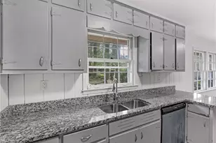 6663 Peacock Blvd, Morrow, GA 30260 - Photo 10