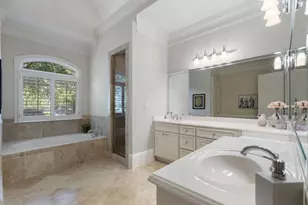 7922 Stratford Ln, Sandy Springs, GA 30350 - Photo 14