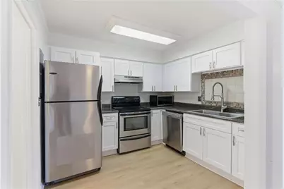 6520 Roswell Road #79, Sandy Springs, GA 30328 - Photo 12