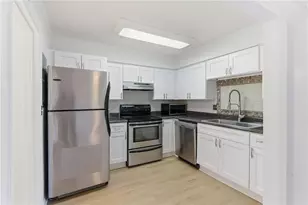 6520 Roswell Rd, Sandy Springs, GA 30328 - Photo 12