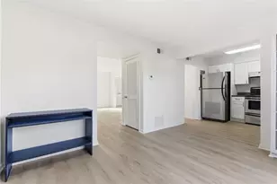 6520 Roswell Rd, Sandy Springs, GA 30328 - Photo 10