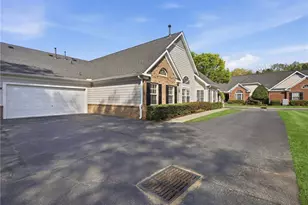 2994 Oakside Cir, Alpharetta, GA 30004 - Photo 8