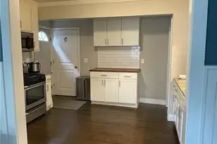 124 Woodbine Cir SE, Atlanta, GA 30317 - Photo 4