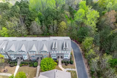 7970 Willoughby Court, Alpharetta, GA 30005 - Photo 2