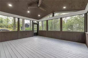 3839 Vinyard Way NE, Marietta, GA 30062 - Photo 10