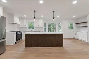 3839 Vinyard Way NE, Marietta, GA 30062 - Photo 16