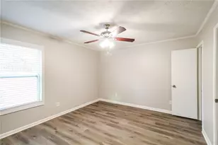 2314 Tapanzee Ln, Lawrenceville, GA 30044 - Photo 8