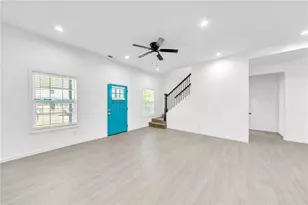 1136 Oak Knoll Terrace SE, Atlanta, GA 30315 - Photo 2