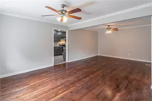 951 Northside Dr, Lawrenceville, GA 30043 - Photo 6