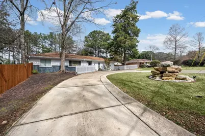 414 Charles Place, Roswell, GA 30075 - Photo 2