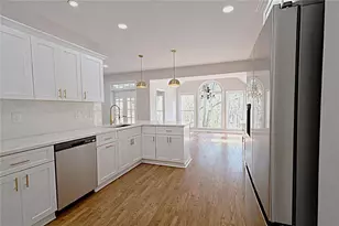 1931 Pine Bluff, Marietta, GA 30062 - Photo 14