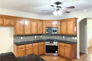 436 Spinner Dr, Jefferson, GA 30549 - Photo 6