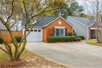229 Dennis Drive, Alpharetta, GA 30009 - Photo 4
