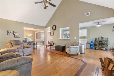 1303 Post Oak Court, Winder, GA 30680 - Photo 4