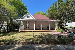 1090 Forest Ave, Stone Mountain, GA 30083 - Photo 2