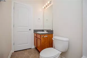 240 River Meadow Dr, Lagrange, GA 30241 - Photo 32