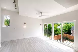 1180 Holly St NW, Atlanta, GA 30318 - Photo 10